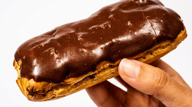 Caramel Bavarian Long John.