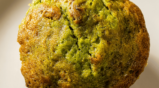 Pistachio Muffin.